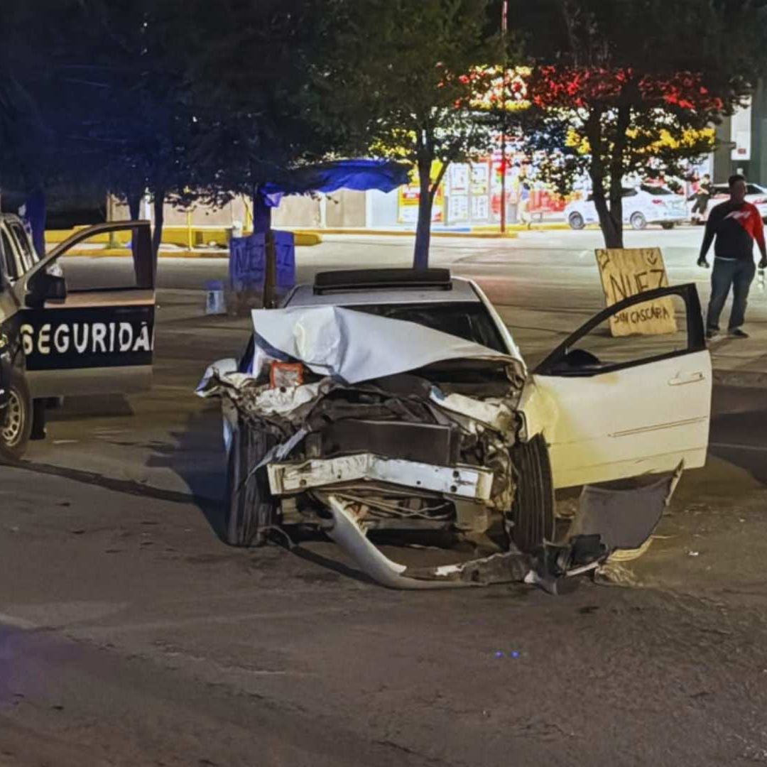Hombre Abandona a su Familia Tras Provocar Accidente